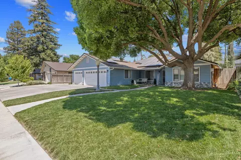 2612 E Feemster, Visalia, CA 93292