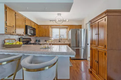 Kitchen - 3113 E Laurel Ave, Visalia, CA 93292 photo 1 of 5