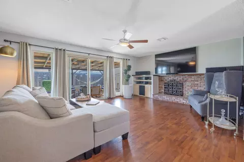 Living - 3113 E Laurel Ave, Visalia, CA 93292 photo 1 of 5