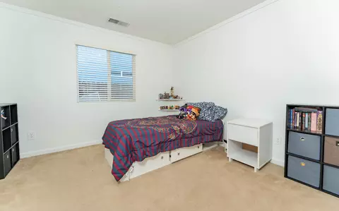 Bedroom - 4304 E Oak Ave, Visalia, CA 93291 photo 3 of 6