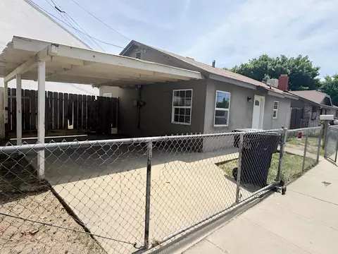 1106 N West St, Visalia, CA 93291