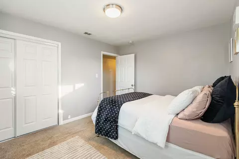 Bedroom - 621 E Laurel Ave, Visalia, CA 93292 photo 5 of 9