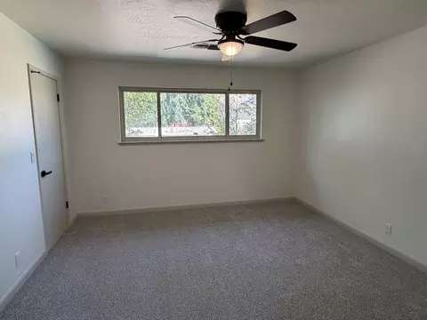 Bedroom - 129 Vine St, Lemoore, CA 93245 photo 3 of 4