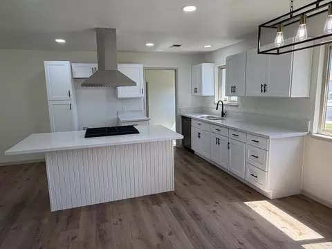 Kitchen - 129 Vine St, Lemoore, CA 93245 photo 1 of 6