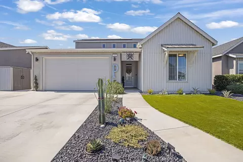 123 E Tyler Ave, Visalia, CA 93291