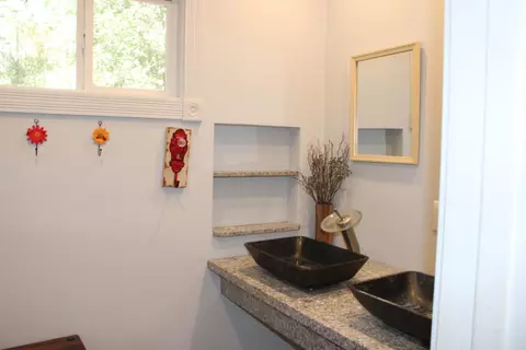 Bath - 45819 Guhl Ave, Posey, CA 93260 photo 1 of 2