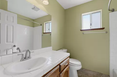 524 Gearey Ave, Exeter, CA 93221 photo 17