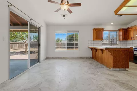 524 Gearey Ave, Exeter, CA 93221 photo 10