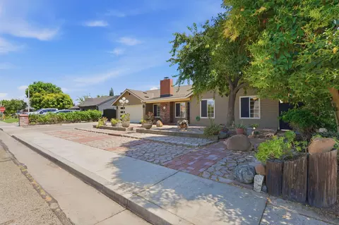 524 Gearey Ave, Exeter, CA 93221 photo 4