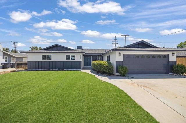 2546 S Woodland, Visalia, CA 93277