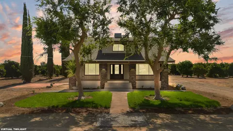 1511 S Crestview St, Porterville, CA 93257