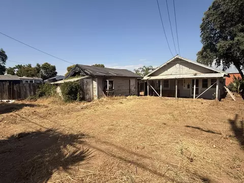 Exterior - 32947 Hawthorne Rd, Ivanhoe, CA 93235 photo 5 of 5
