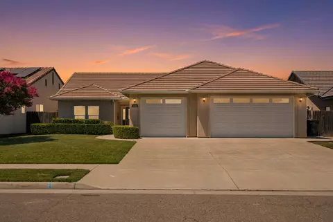 1980 Academy Ave, Tulare, CA 93274