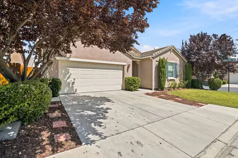 Exterior - 3020 N Memory St, Visalia, CA 93291 photo 3 of 6
