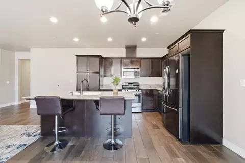 Kitchen - 3020 N Memory St, Visalia, CA 93291 photo 3 of 4