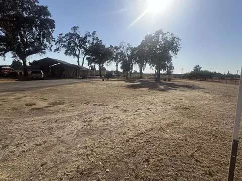 32171 Road 160, Ivanhoe, CA 93235 photo 11