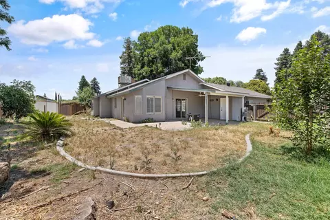 Exterior - 1851 E Independence Ave, Tulare, CA 93274 photo 9 of 12