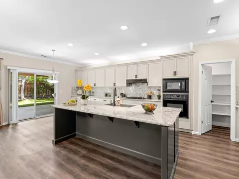 2222 Carson Ave, Clovis, CA 93611 photo 9