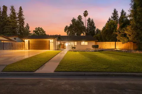 15085 Oak Ranch Dr, Visalia, CA 93292