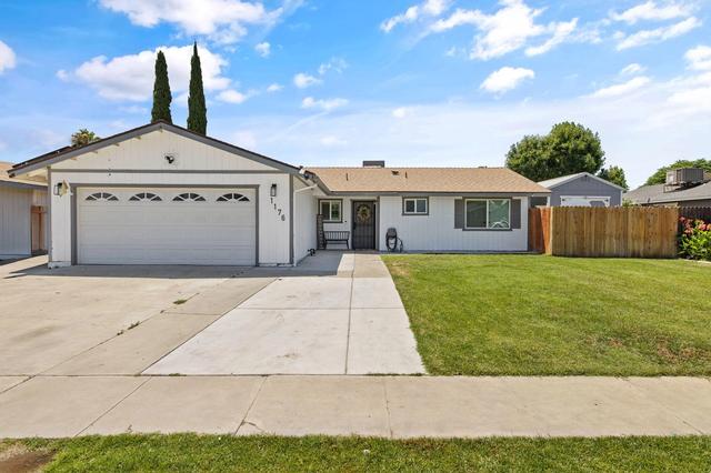 1176 Robin Ave, Hanford, CA 93230
