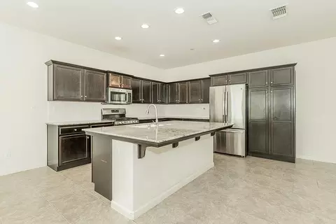 3415 Amanecer Ave, Clovis, CA 93619 photo 11