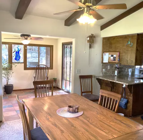 Dining - 40999 Cherokee Oaks Dr, Three Rivers, CA 93271 photo 4 of 4