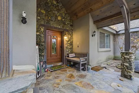 33721 Globe Dr, Springville, CA 93265 photo 4