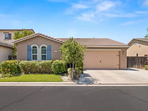 4121 Chessa Ln, Clovis, CA 93619