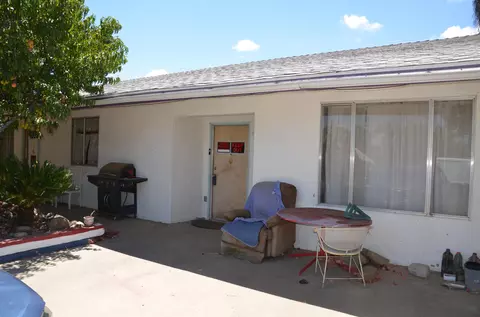 967 E Mountain View Ave, Porterville, CA 93257