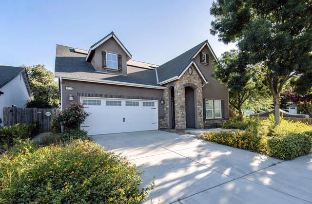 3728 W Ceres Ct, Visalia, CA 93291