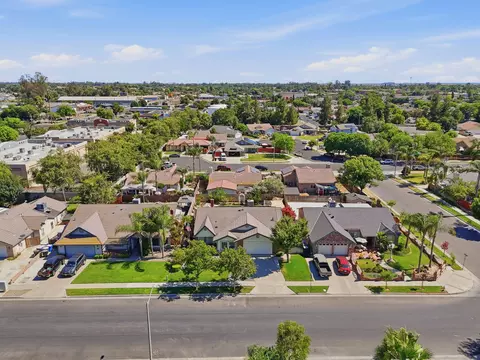 89 Devon Dr, Lemoore, CA 93245 photo 52