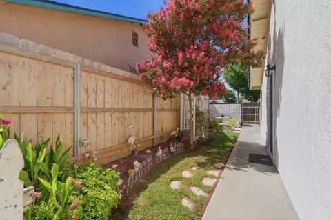 89 Devon Dr, Lemoore, CA 93245 photo 46