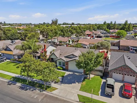 89 Devon Dr, Lemoore, CA 93245 photo 55