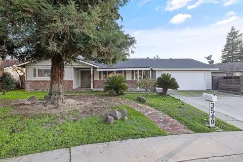 3549 W Mccormick Dr, Visalia, CA 93277