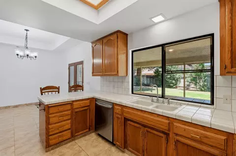 636 E Mesa Ave, Fresno, CA 93710 photo 14