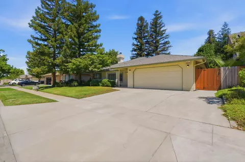 636 E Mesa Ave, Fresno, CA 93710 photo 4