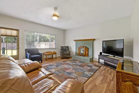 Living - 1716 E Academy Ave, Tulare, CA 93274 photo 3 of 4