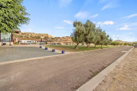 31204 Sierra Dr #4, Exeter, CA 93221 photo 75