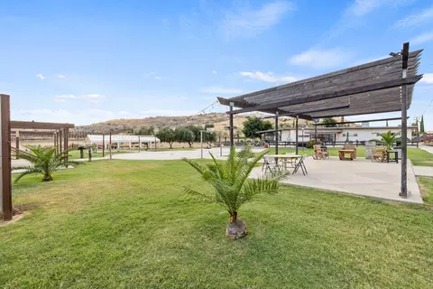 31204 Sierra Dr #4, Exeter, CA 93221 photo 68