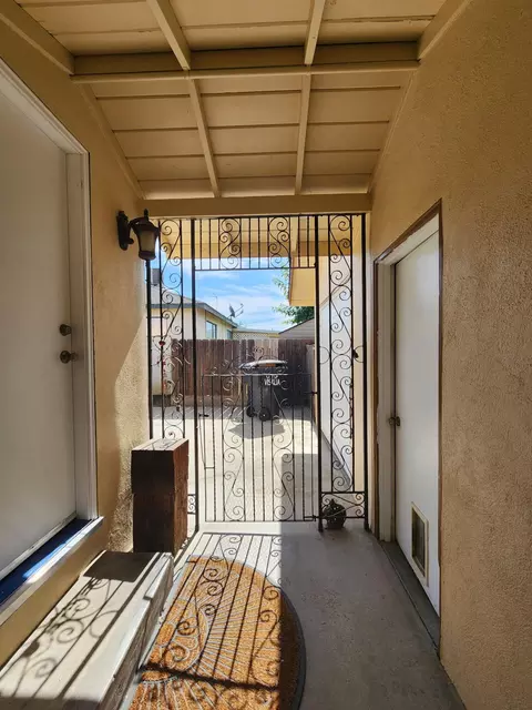 Exterior - 2925 E Meadow Ave, Visalia, CA 93292 photo 14 of 15