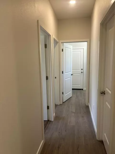 Entry Way - 929 W 6th St, Merced, CA 95341 photo 1 of 2