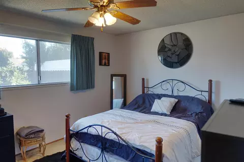 241 E Berkeley Ave, Tulare, CA 93274 photo 25