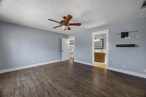 2242 E Howard Ave, Visalia, CA 93292 photo 19