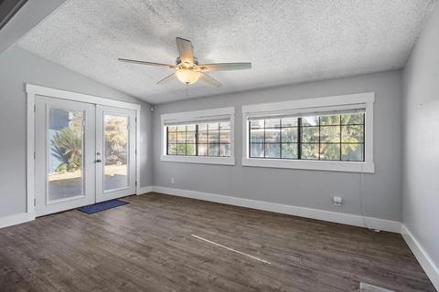 2242 E Howard Ave, Visalia, CA 93292 photo 11
