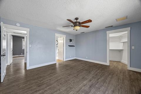 2242 E Howard Ave, Visalia, CA 93292 photo 18