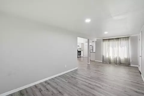 1008 E Myrtle St, Hanford, CA 93230 photo 16