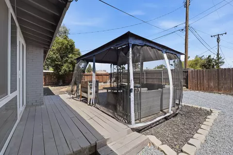 1008 E Myrtle St, Hanford, CA 93230 photo 30