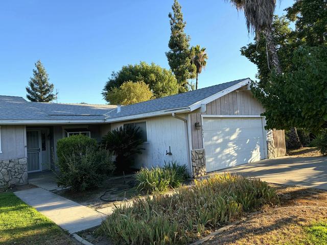 3823 W Cherry Ave, Visalia, CA 93277