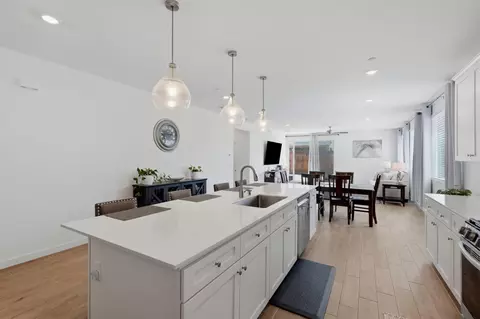 Kitchen - 530 Baylor Dr, Lemoore, CA 93245 photo 6 of 6