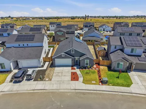 View/Area - 530 Baylor Dr, Lemoore, CA 93245 photo 2 of 9